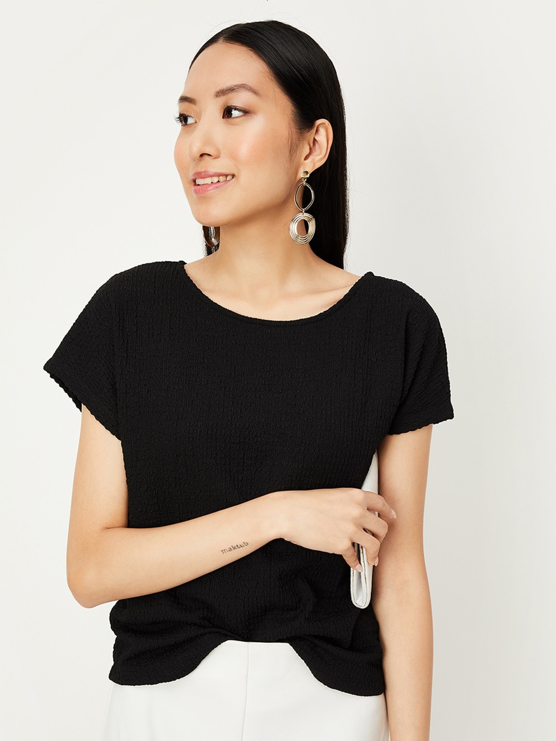 

max Crinkled Extended Sleeves Top, Black