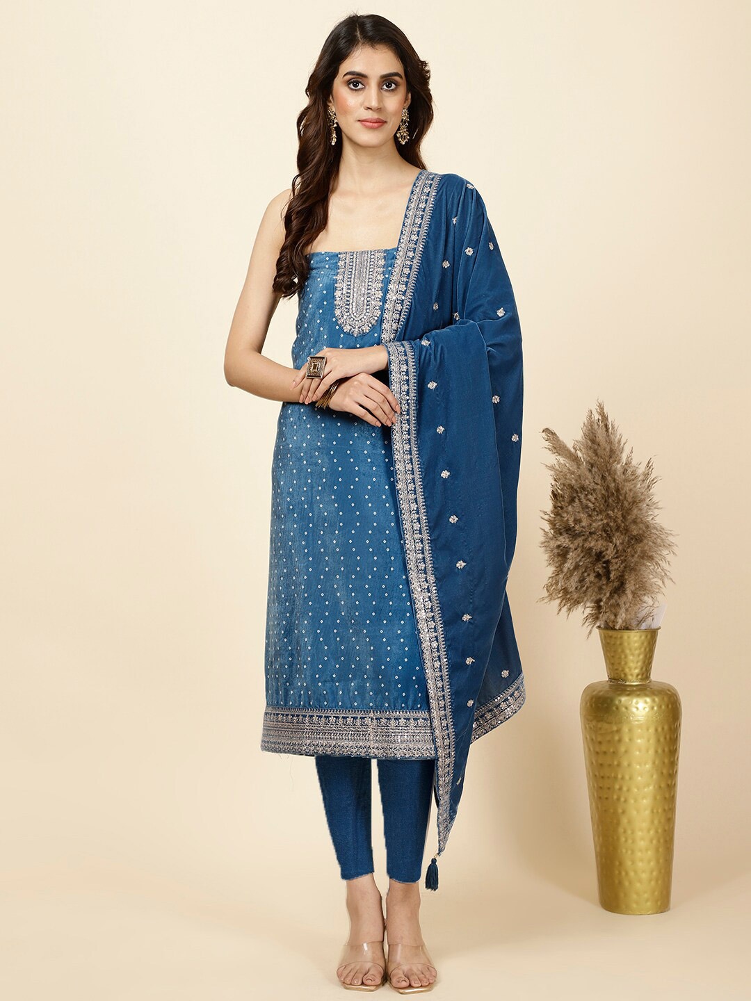 

Meena Bazaar Bandhani Embroidered Velvet Unstitched Dress Material, Blue