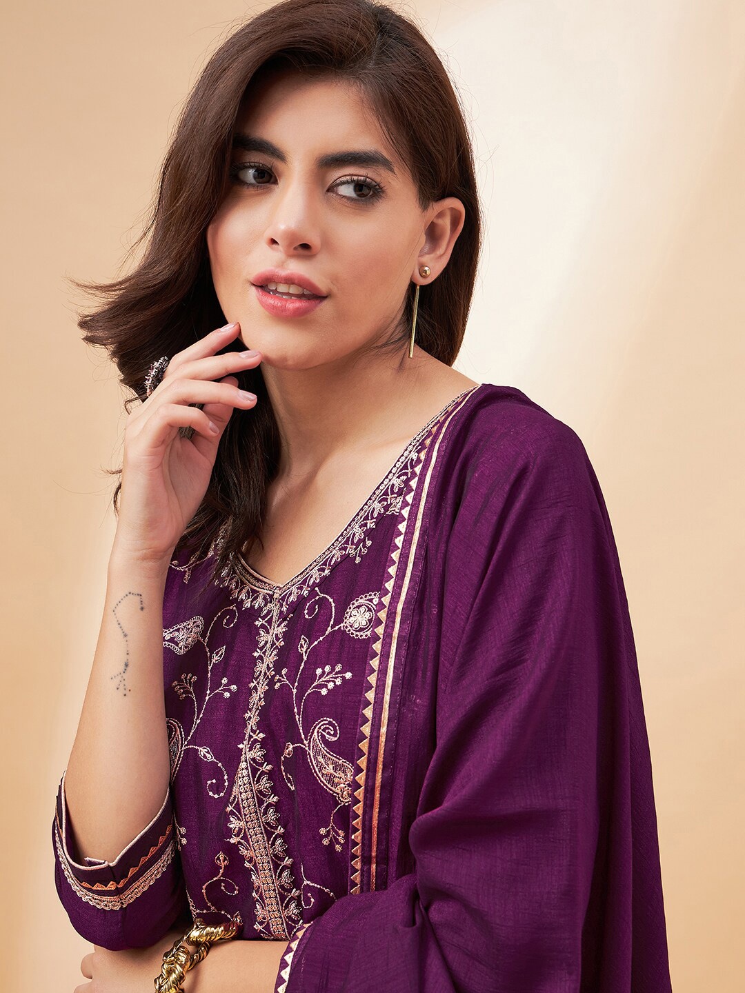 

all about you Floral Embroidered Regular Kurta With Trousers & Dupatta, Purple