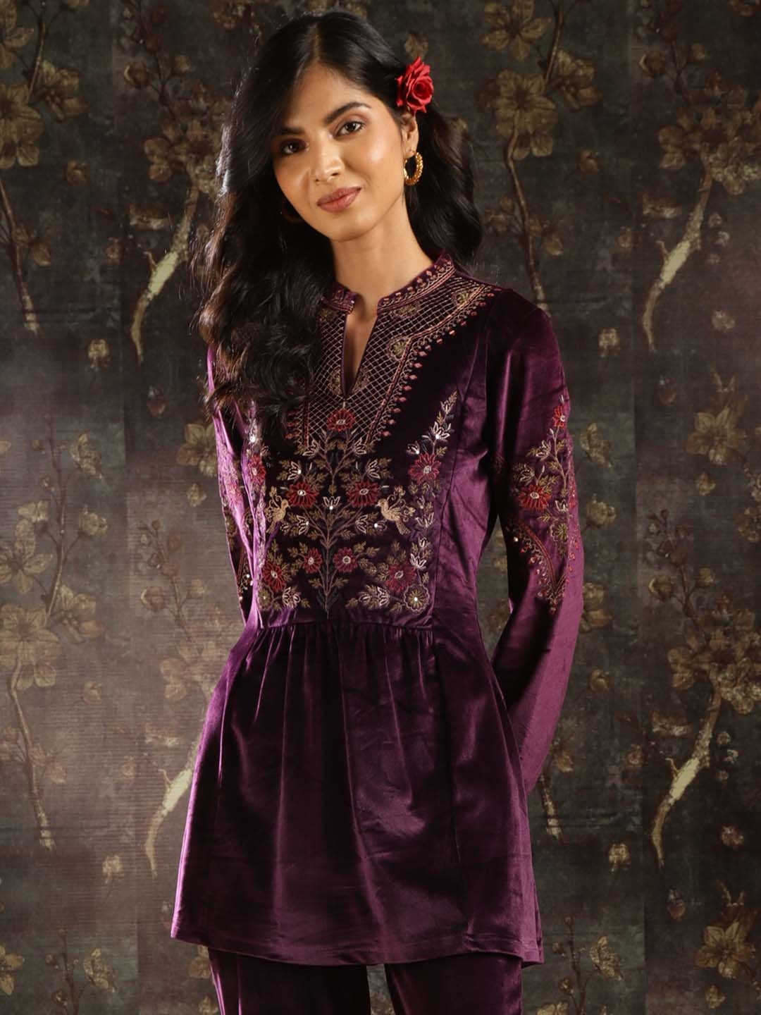 

Lakshita Floral Embroidered Mandarin Collar Velvet Tunic, Purple