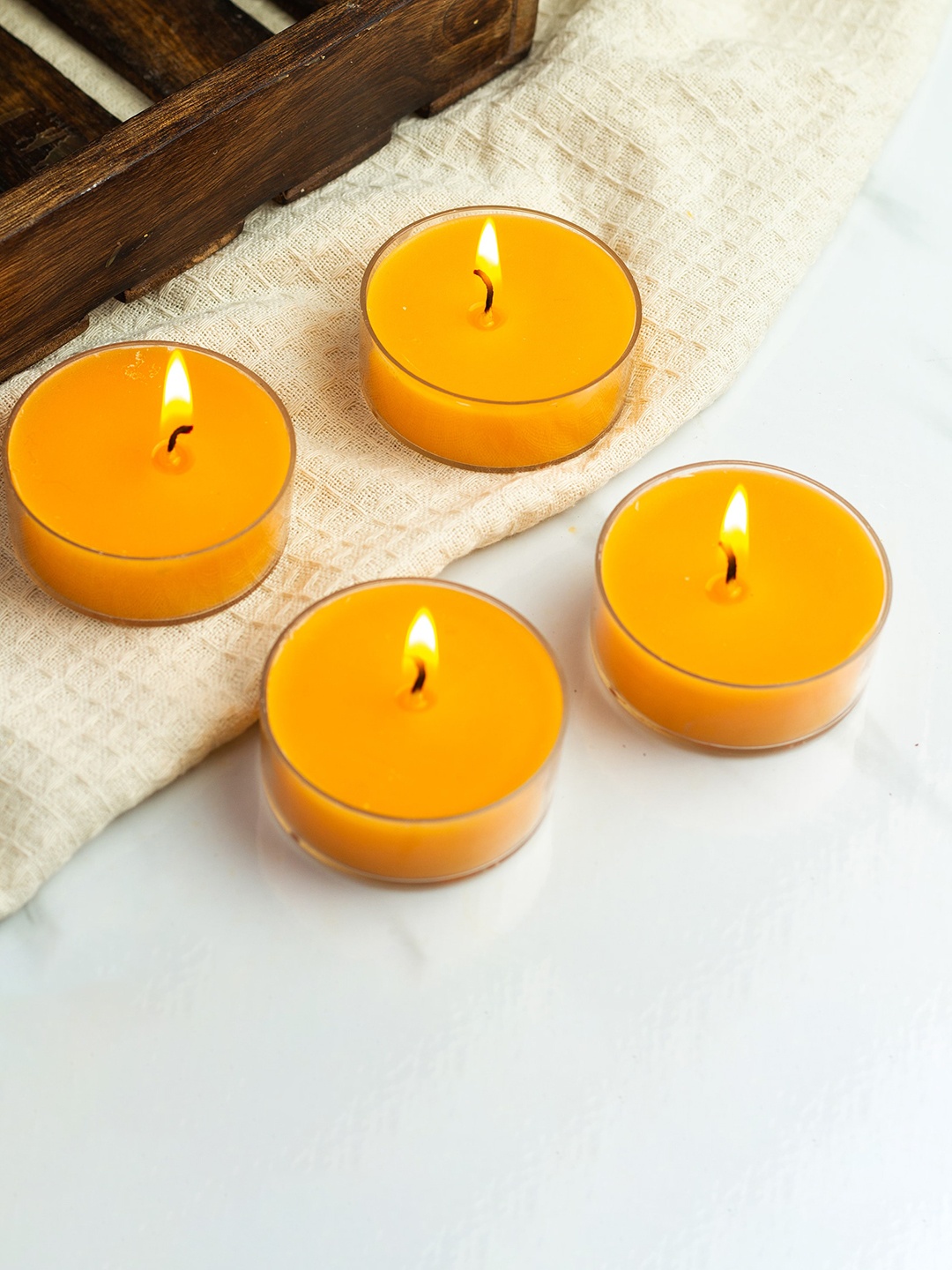 

AuraDecor Yellow 4 Pieces Scented Jumbo Tealight Candle