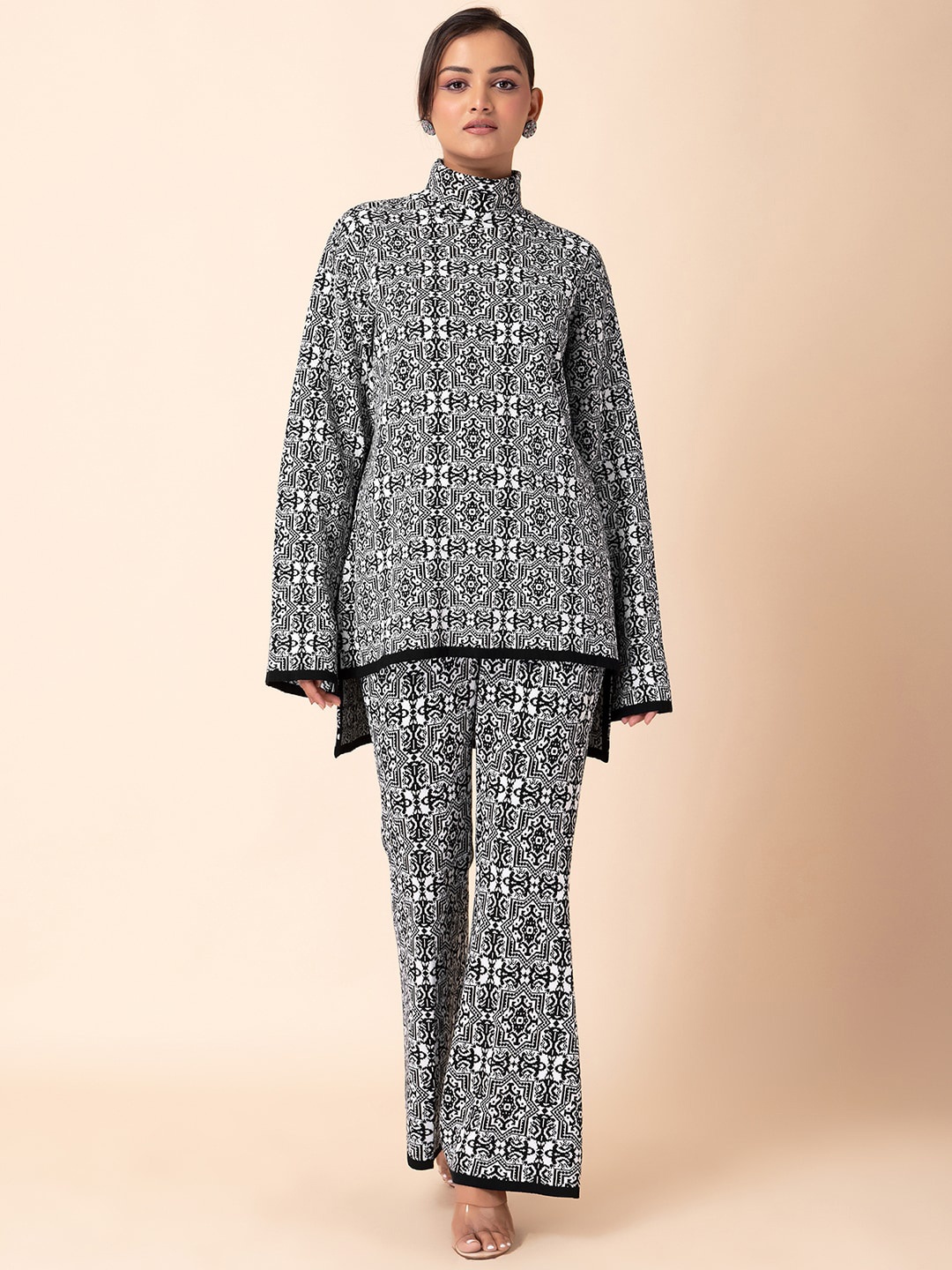 

INDYA Ethnic Motifs Printed Knitted Top And Trousers, White