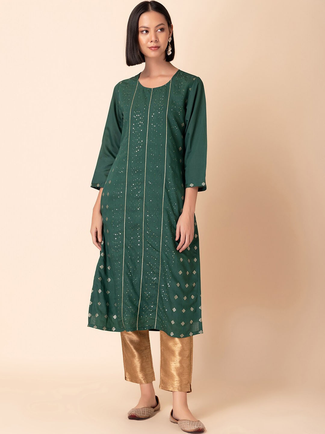 

INDYA Geometric Embroidered Sequined Straight Kurta, Green