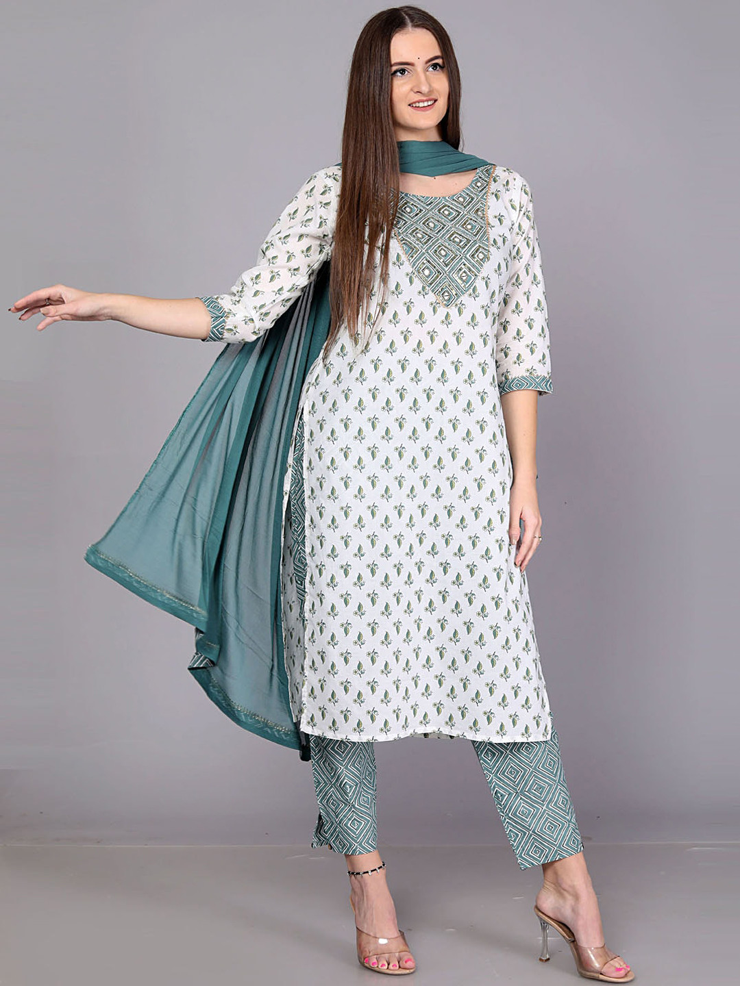 

HIGHLIGHT FASHION EXPORT Floral Print Sequinned Pure Cotton Kurta with Trousers & Dupatta, Green