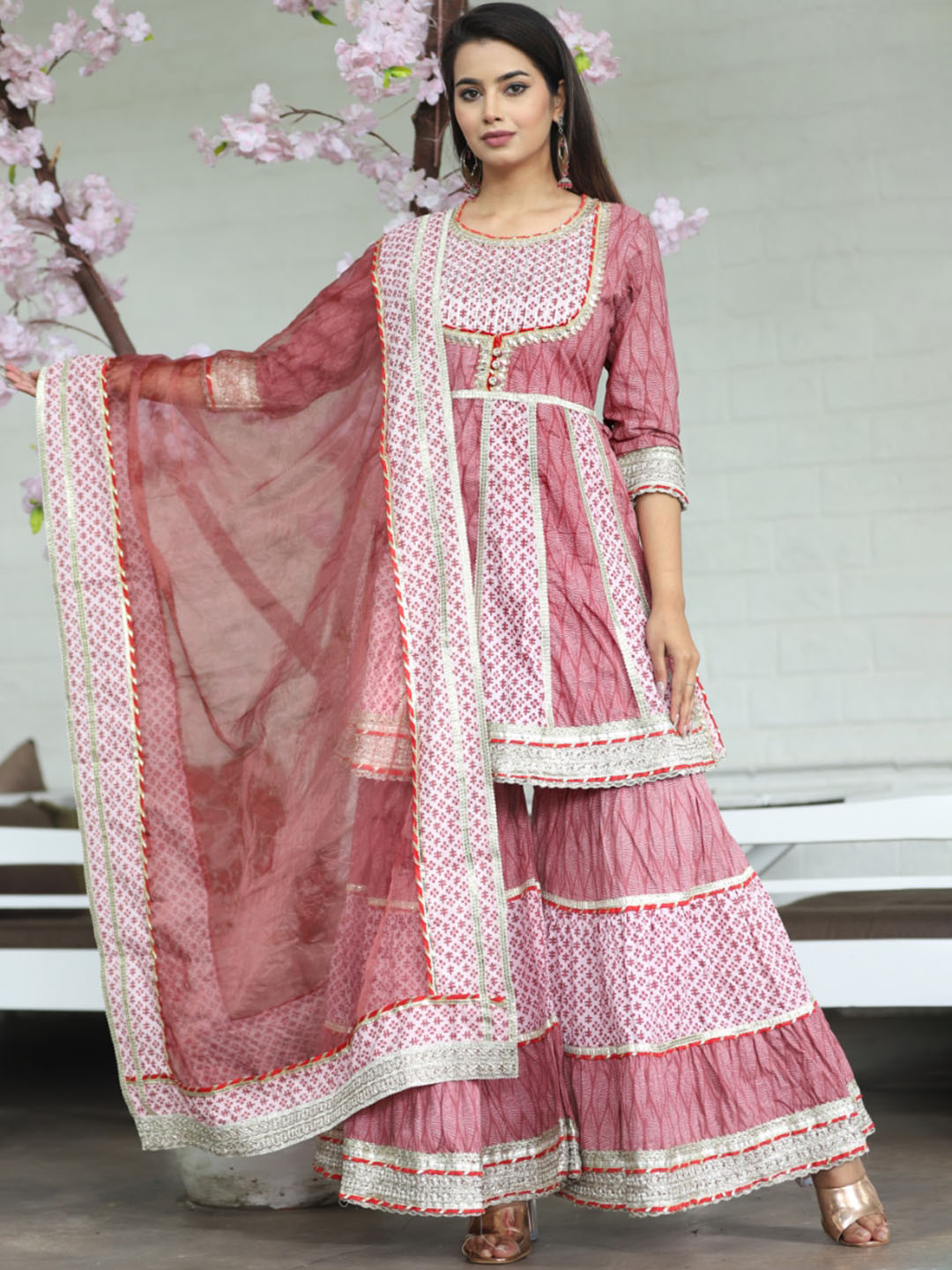 

HIGHLIGHT FASHION EXPORT Geometric Printed Gotta Patti Cotton Kurta With Sharara & Dupatta, Pink