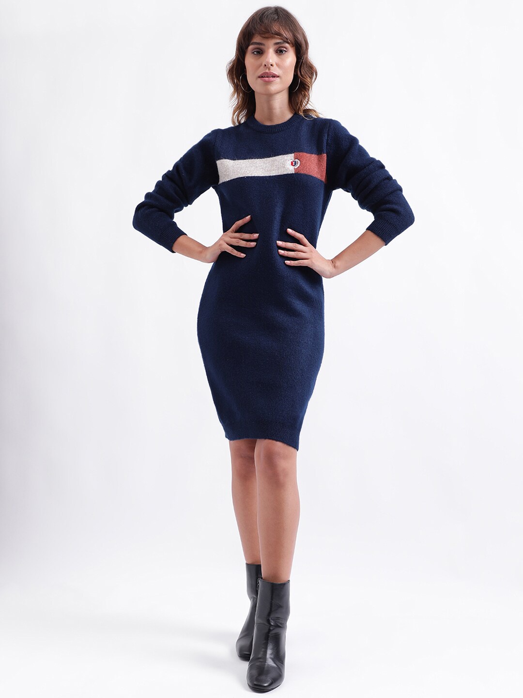 

Iconic Round Neck Acrylic Bodycon Dress, Navy blue