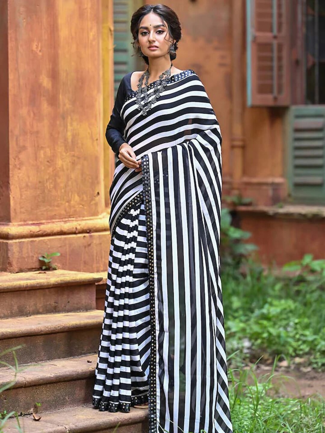 

Satrani Striped Sequinned Saree, White