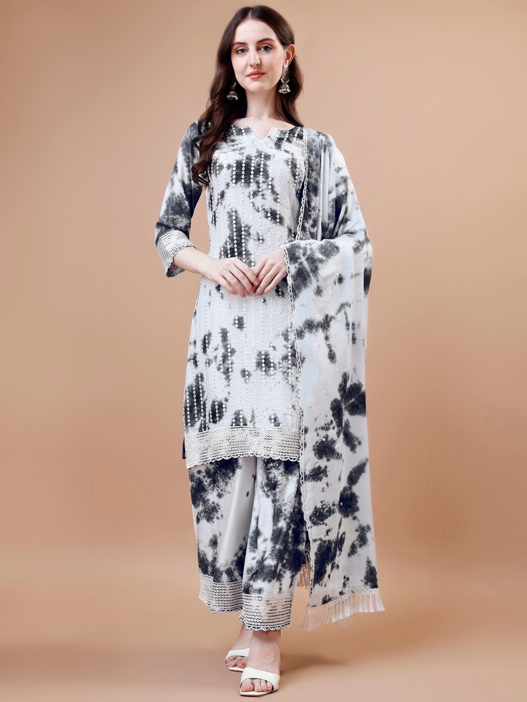 

KALINI Abstract Printed Sequinned Detailed Straight Kurta & Trouser With Dupatta, White