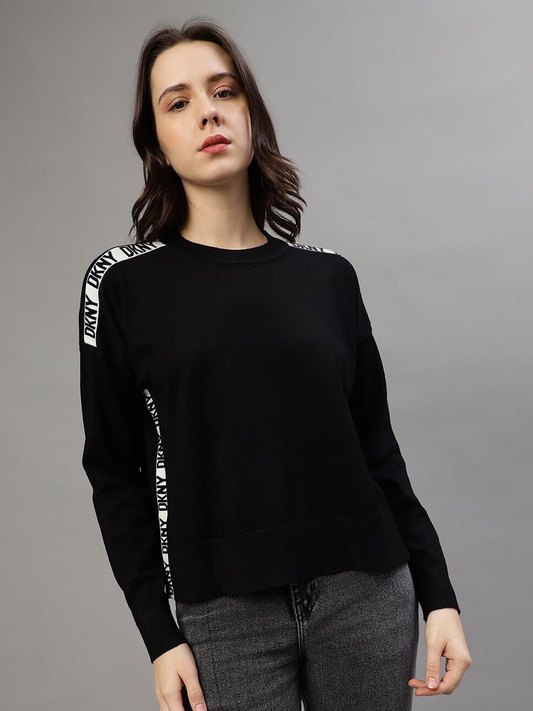 

DKNY Typography Printed Long Sleeves Pullover, Black