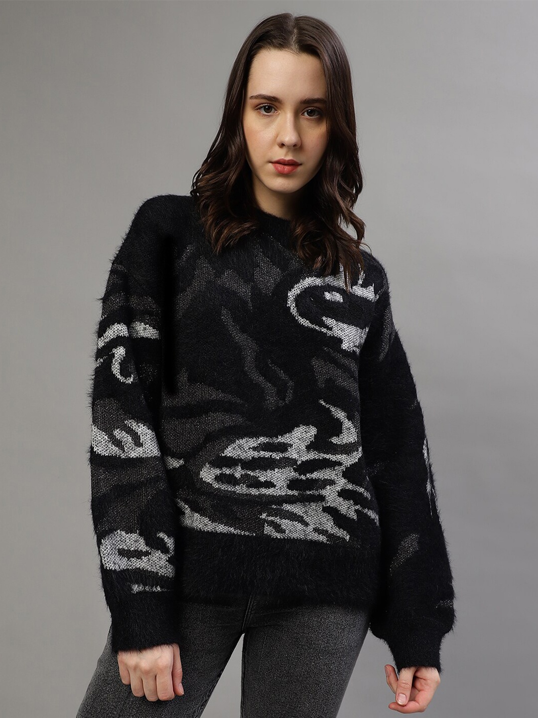 

DKNY Self Design Long Sleeves Pullover, Black