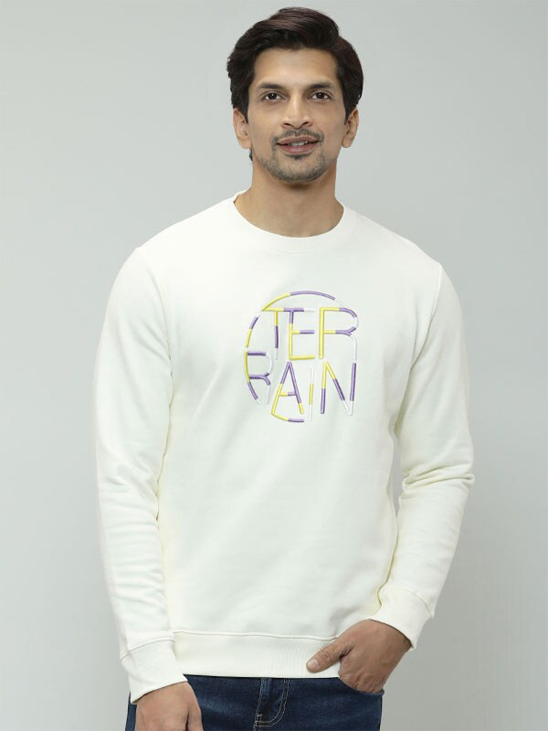 

Indian Terrain Brand Logo Embroidered Long Sleeve Pullover Sweatshirt, Off white