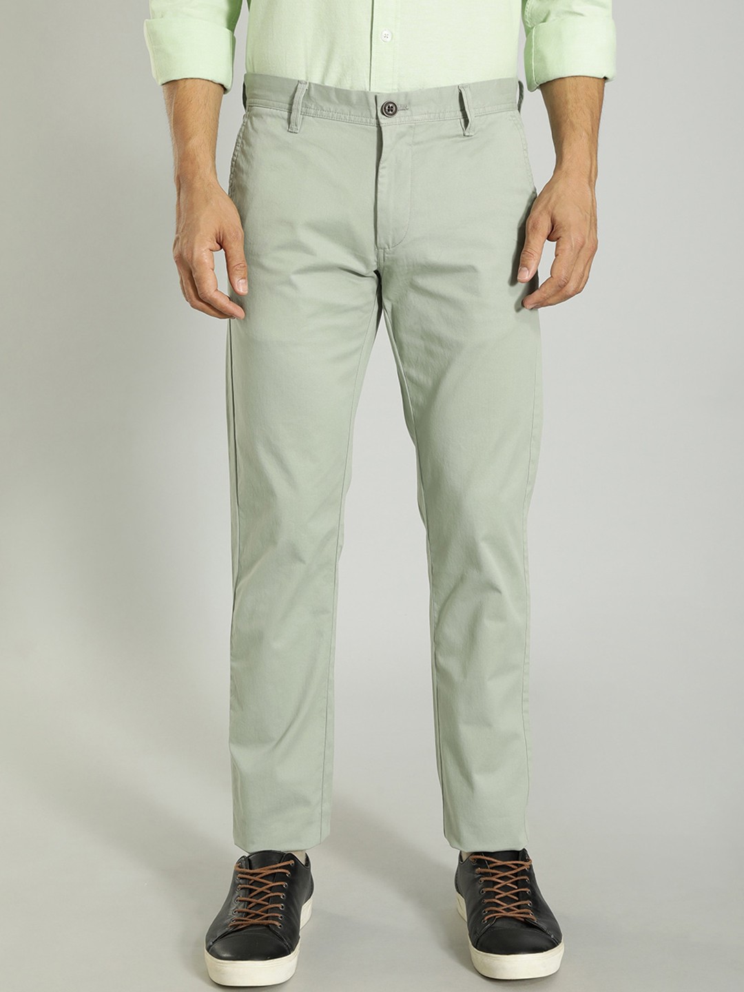 

Indian Terrain Men Brooklyn Slim Fit Regular Trousers, Green