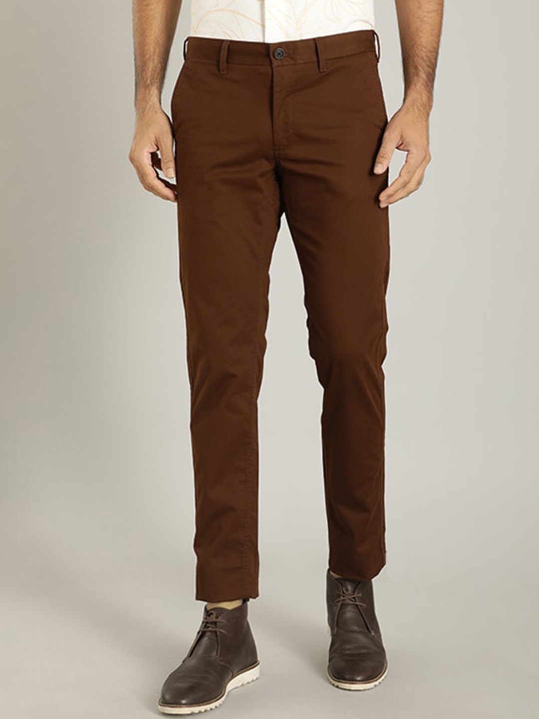 

Indian Terrain Men Brooklyn Slim Fit Trousers, Brown