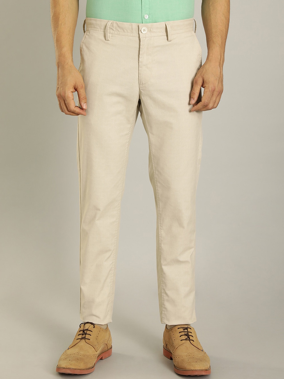 

Indian Terrain Men Brooklyn Slim Fit Trousers, Beige