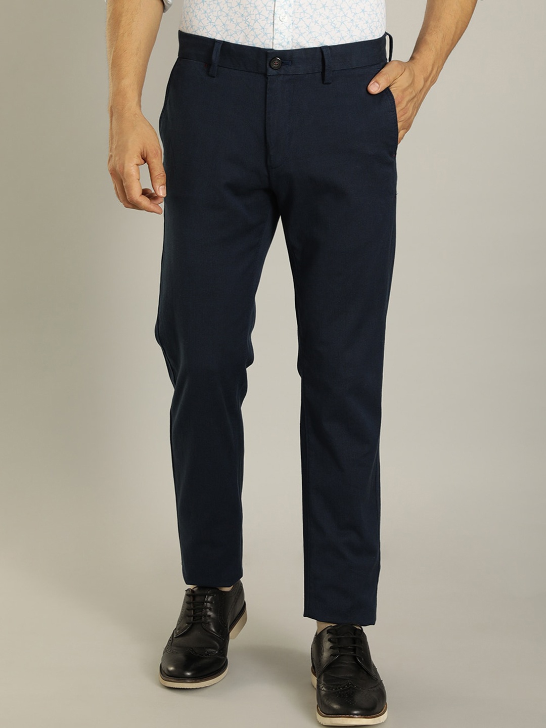 

Indian Terrain Men Brooklyn Mid-Rise Slim Fit Casual Trousers, Navy blue