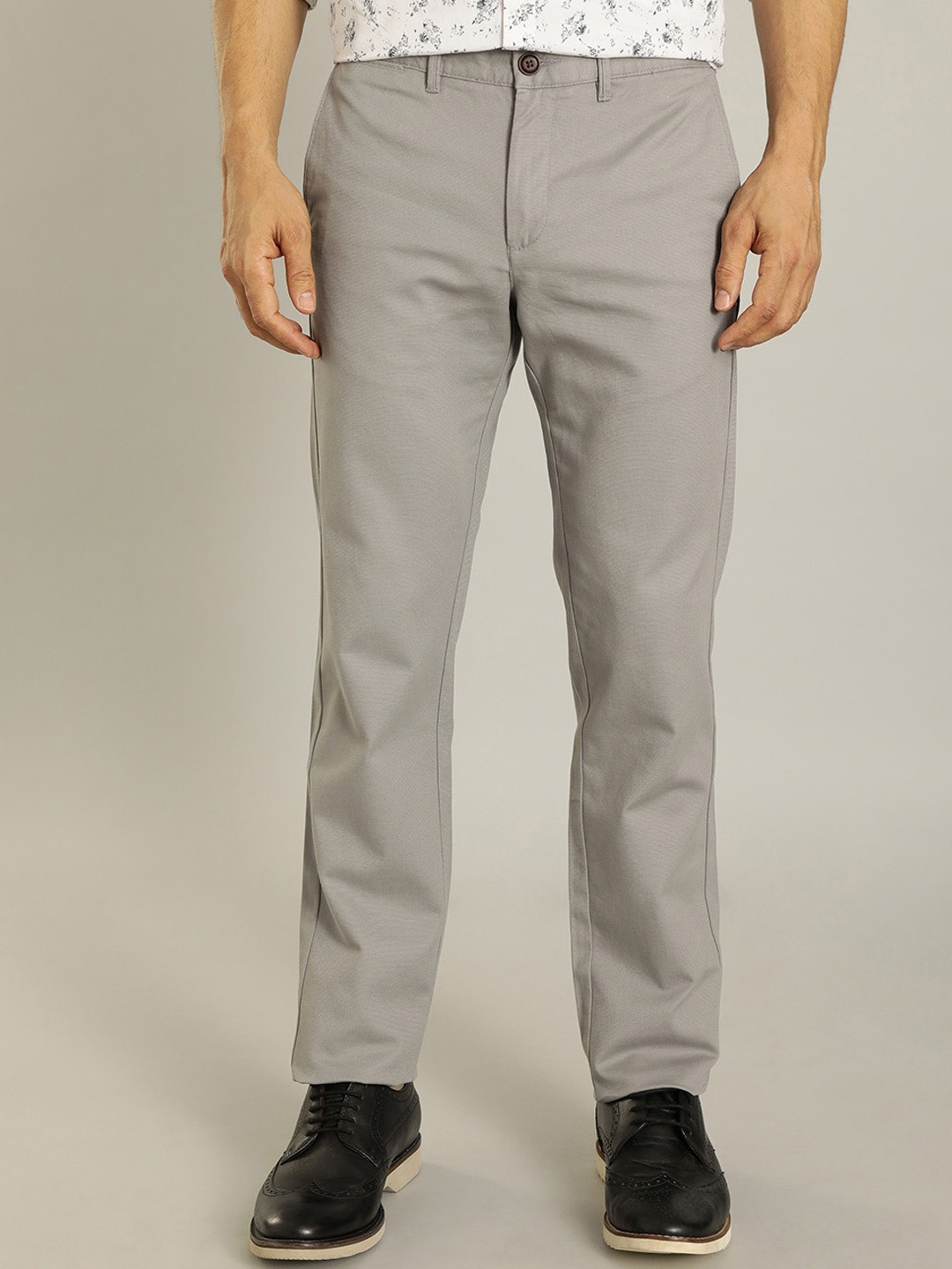 

Indian Terrain Men Brooklyn Slim Fit Trousers, Grey