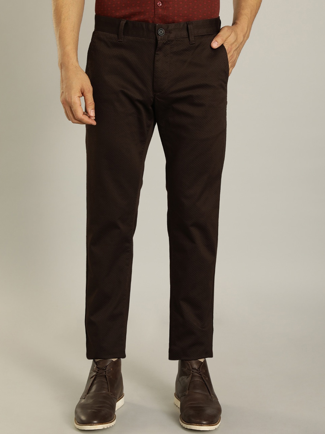 

Indian Terrain Men Brooklyn Slim Fit Mid-Rise Chinos Trouser, Brown