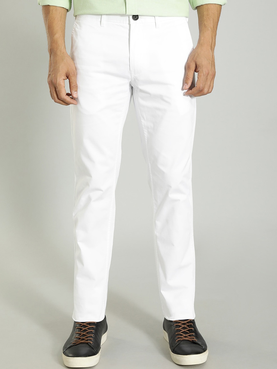 

Indian Terrain Men Brooklyn Slim Fit Chinos Trousers, White