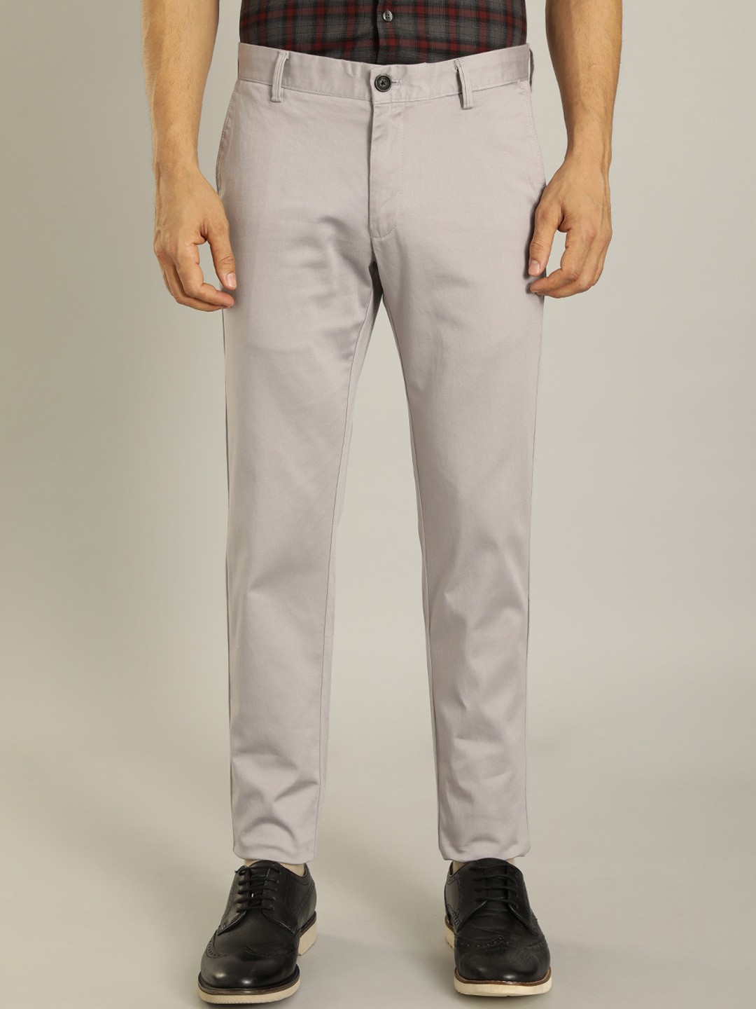 

Indian Terrain Men Brooklyn Slim Fit Trousers, Grey