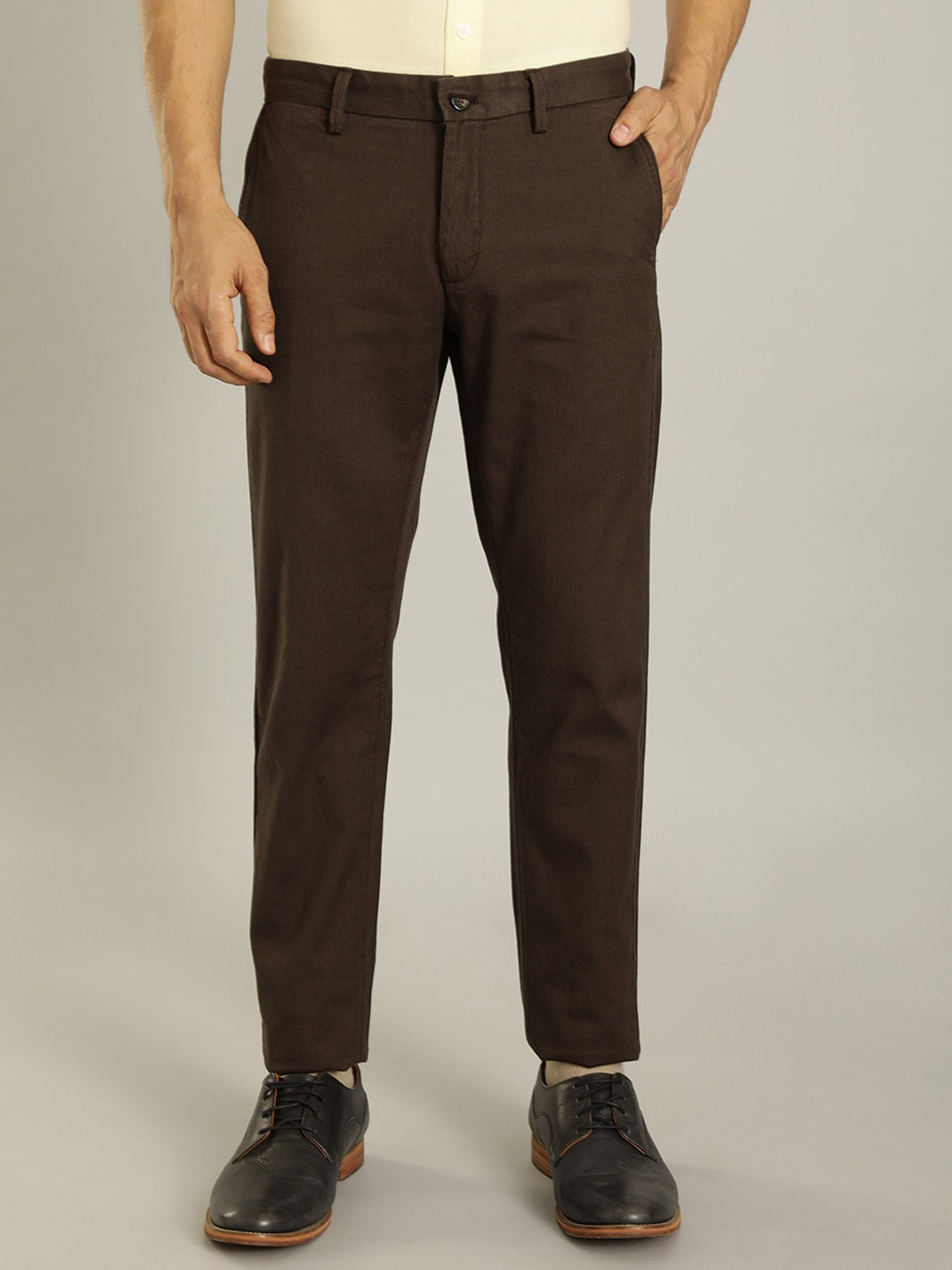 

Indian Terrain Men Brooklyn Slim Fit Chinos Trousers, Brown