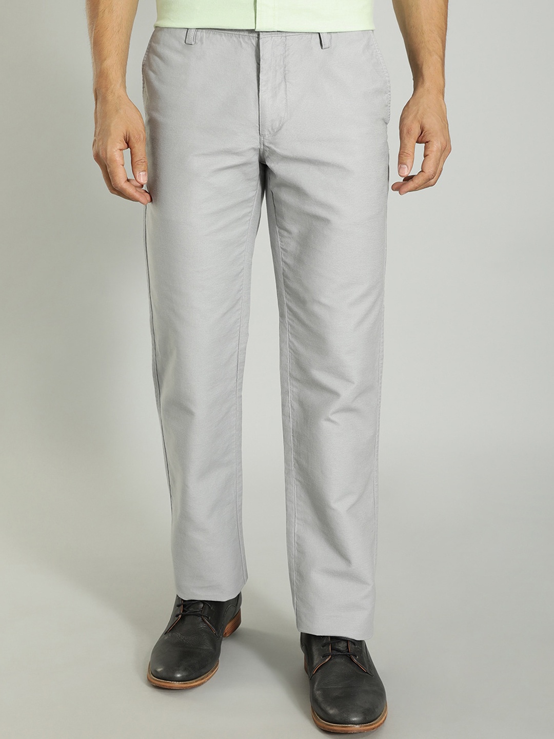 

Indian Terrain Men Mid-Rise Kansas Cotton Trousers, Grey