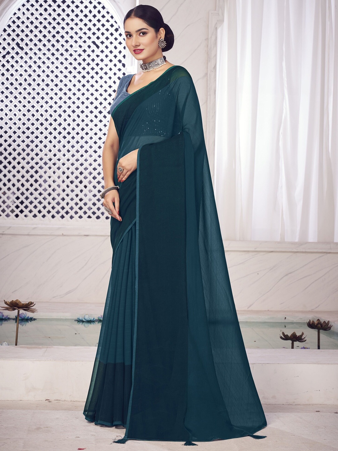 

DIVASTRI Tasselled Bordered Pure Chiffon Saree, Teal