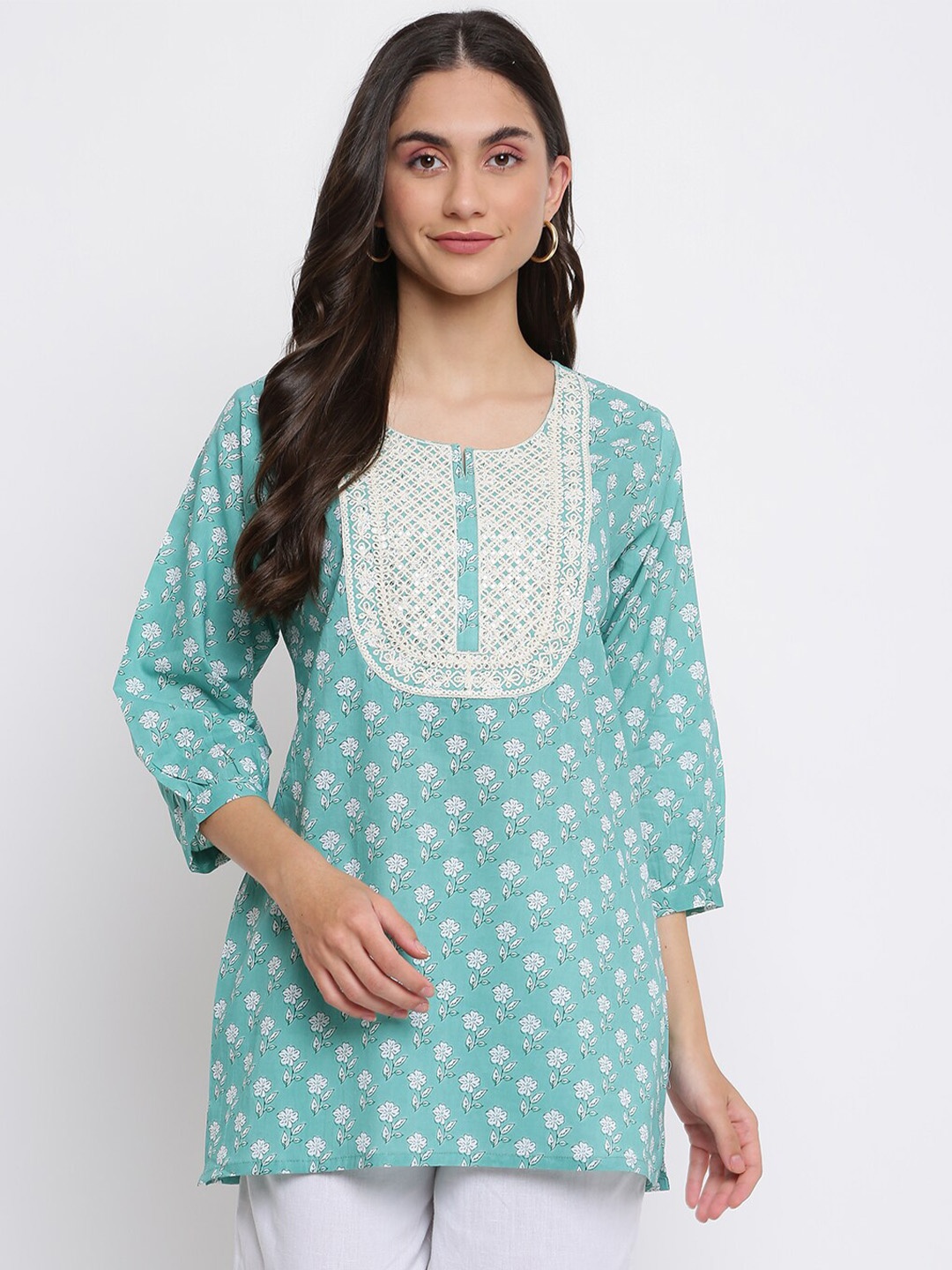 

INDIAN KNOTS Floral Printed Thread Work Pure Cotton Kurti, Sea green