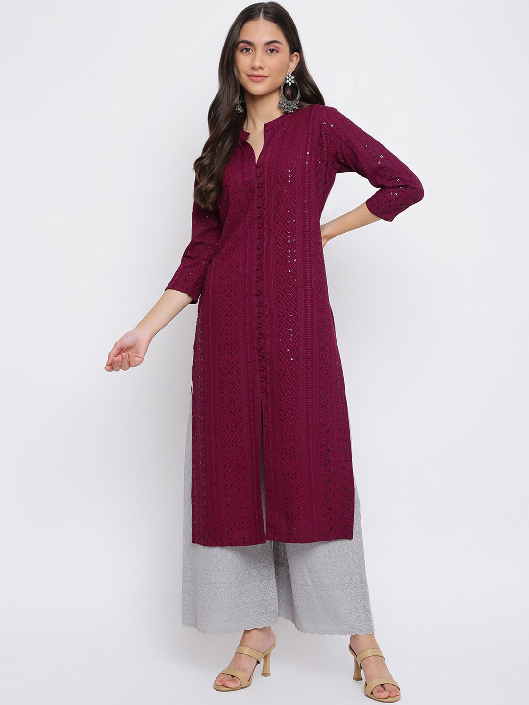 

INDIAN KNOTS Ethnic Motifs Embroidered Chikankari Detailed Straight Kurta, Burgundy