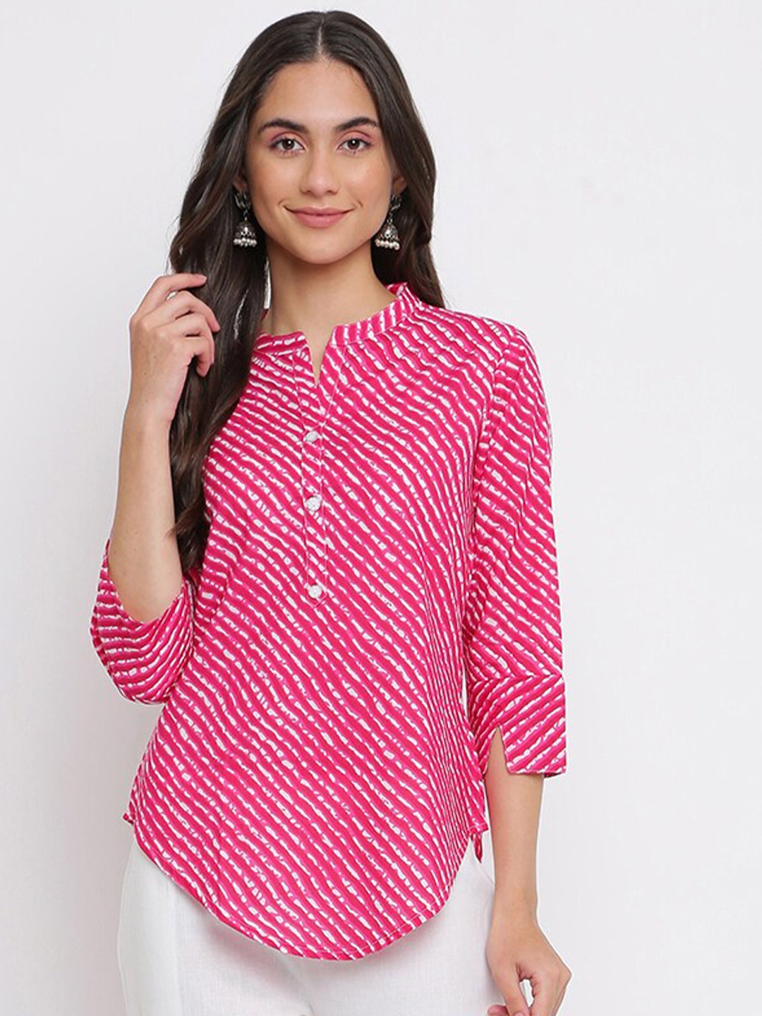 

INDIAN KNOTS Printed Pure Cotton Kurti, Pink