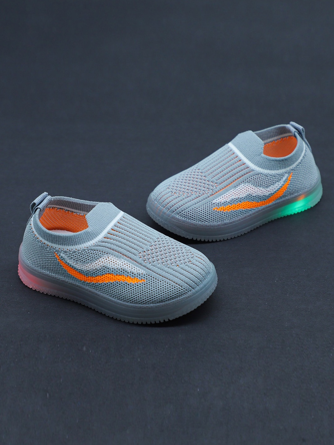 

BAESD Kids Textured Slip On Sneakers With LED Lights, Grey