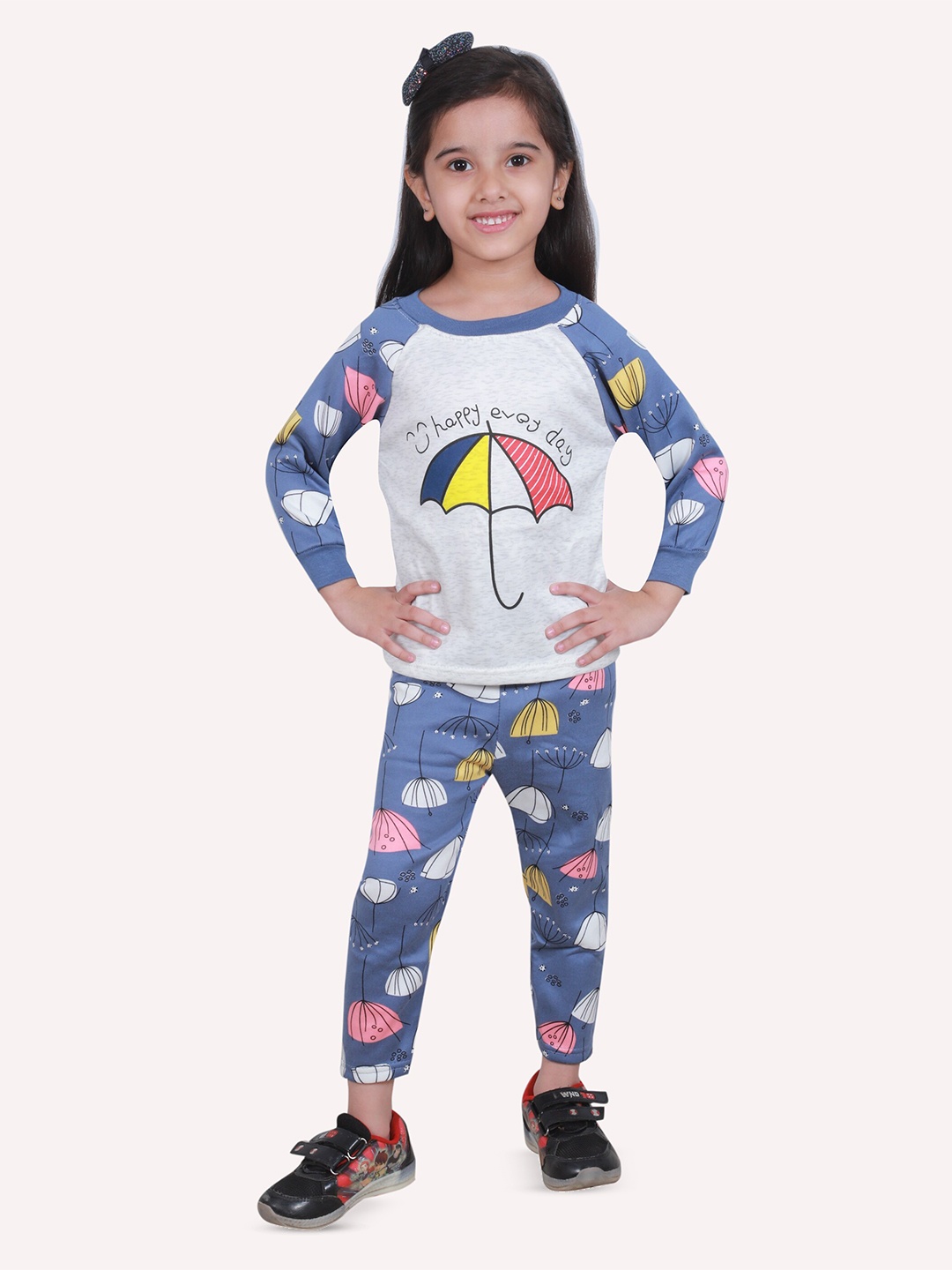 

ahhaaaa Girls Graphic Printed Round Neck Sweatshirt & Trousers, Grey