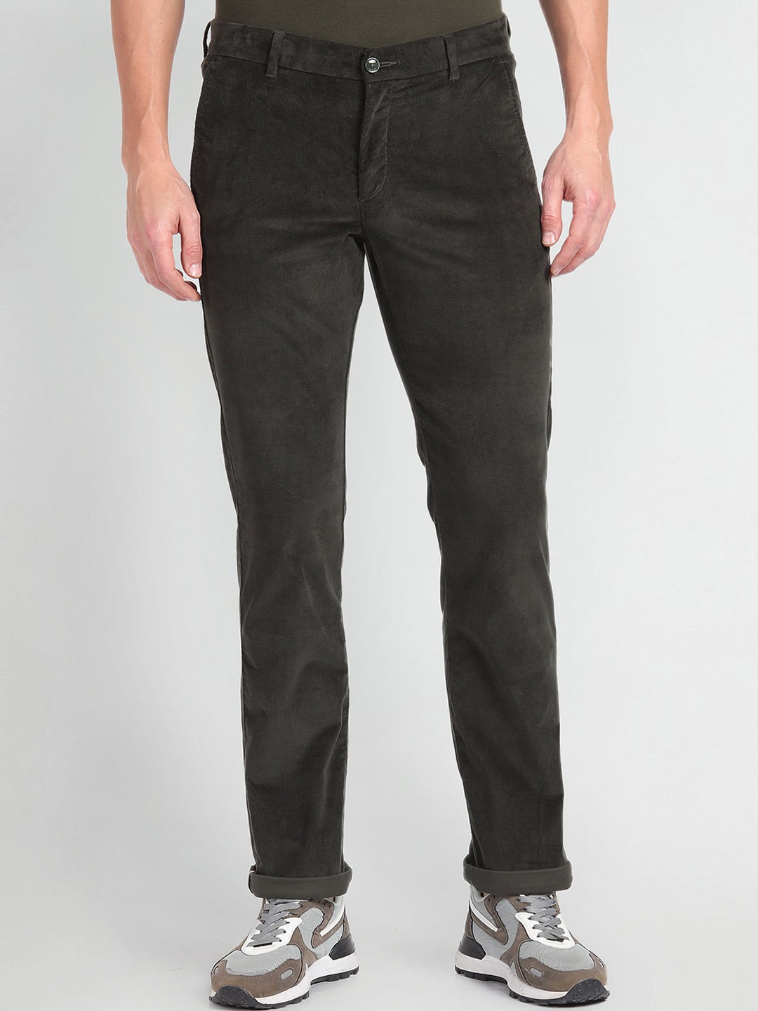 

Arrow Sport Men Mid Rise Slim Fit Cotton Trousers, Black
