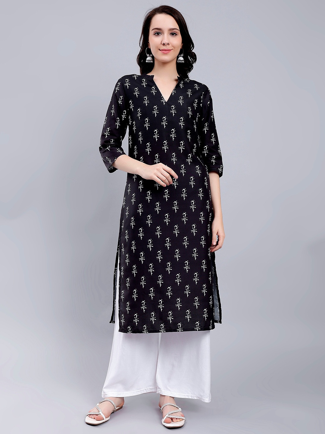 

soan Floral Printed Cotton V-Neck Straight Kurta, Black