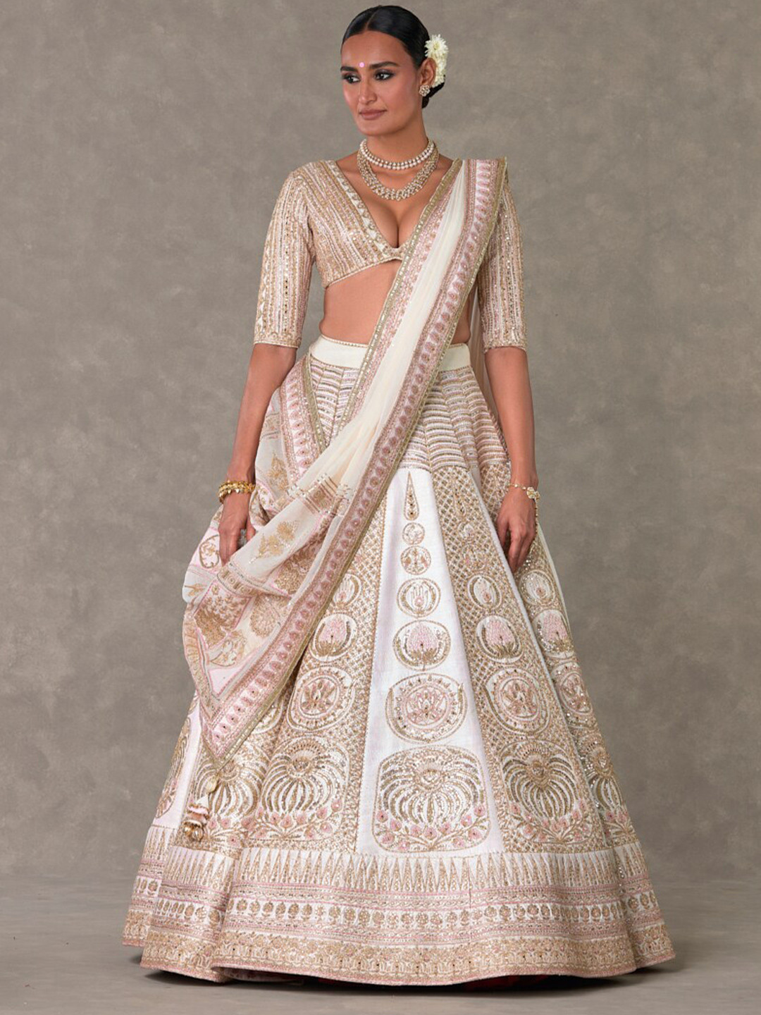 

Masaba Thread Work Ready to Wear Lehenga & Blouse With Dupatta, White
