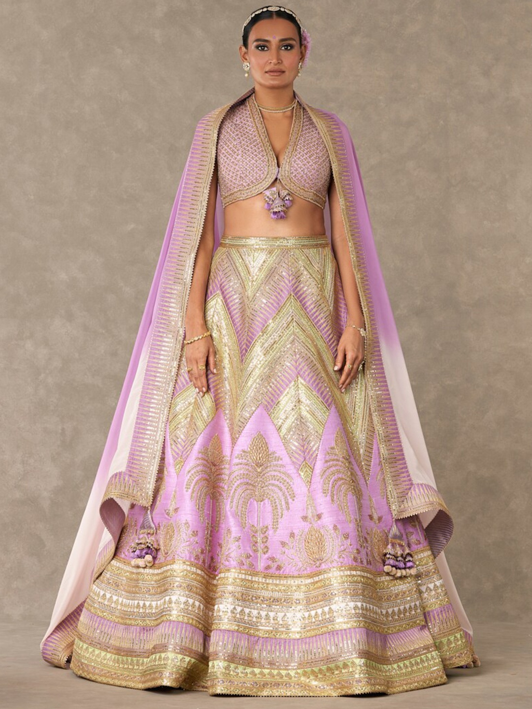 

Masaba V-Neck Sequinned Detail Ready to Wear Lehenga & Blouse With Dupatta, Lavender