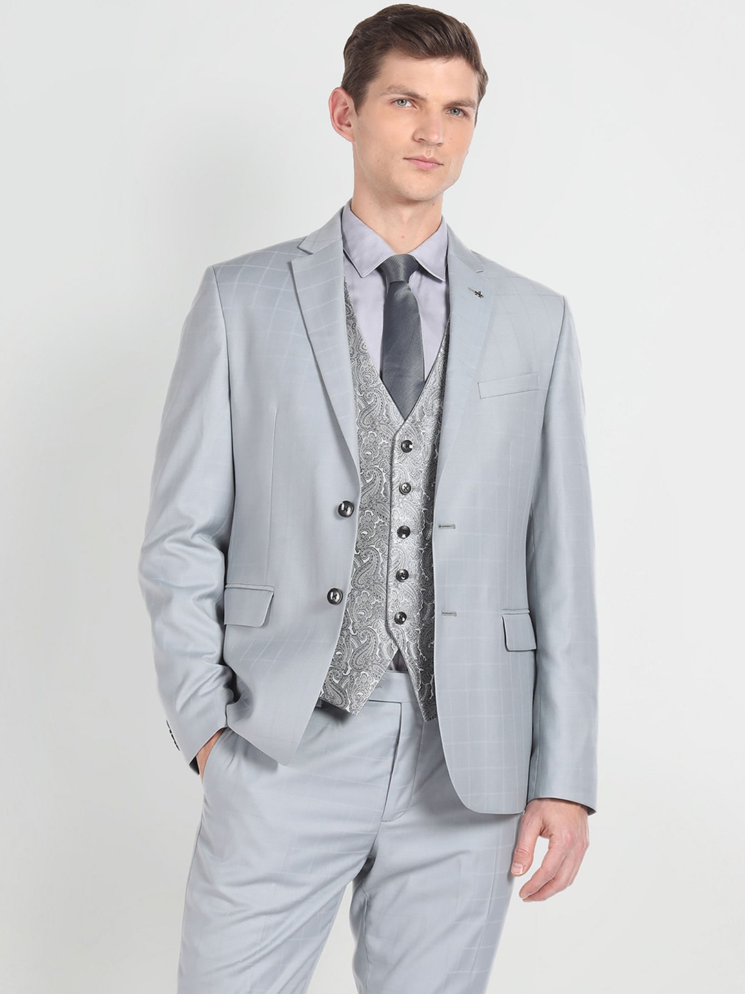 

Arrow 3-Pcs Single-Breasted Checked Blazer With Reversible Waistcoat & Trouser, Grey