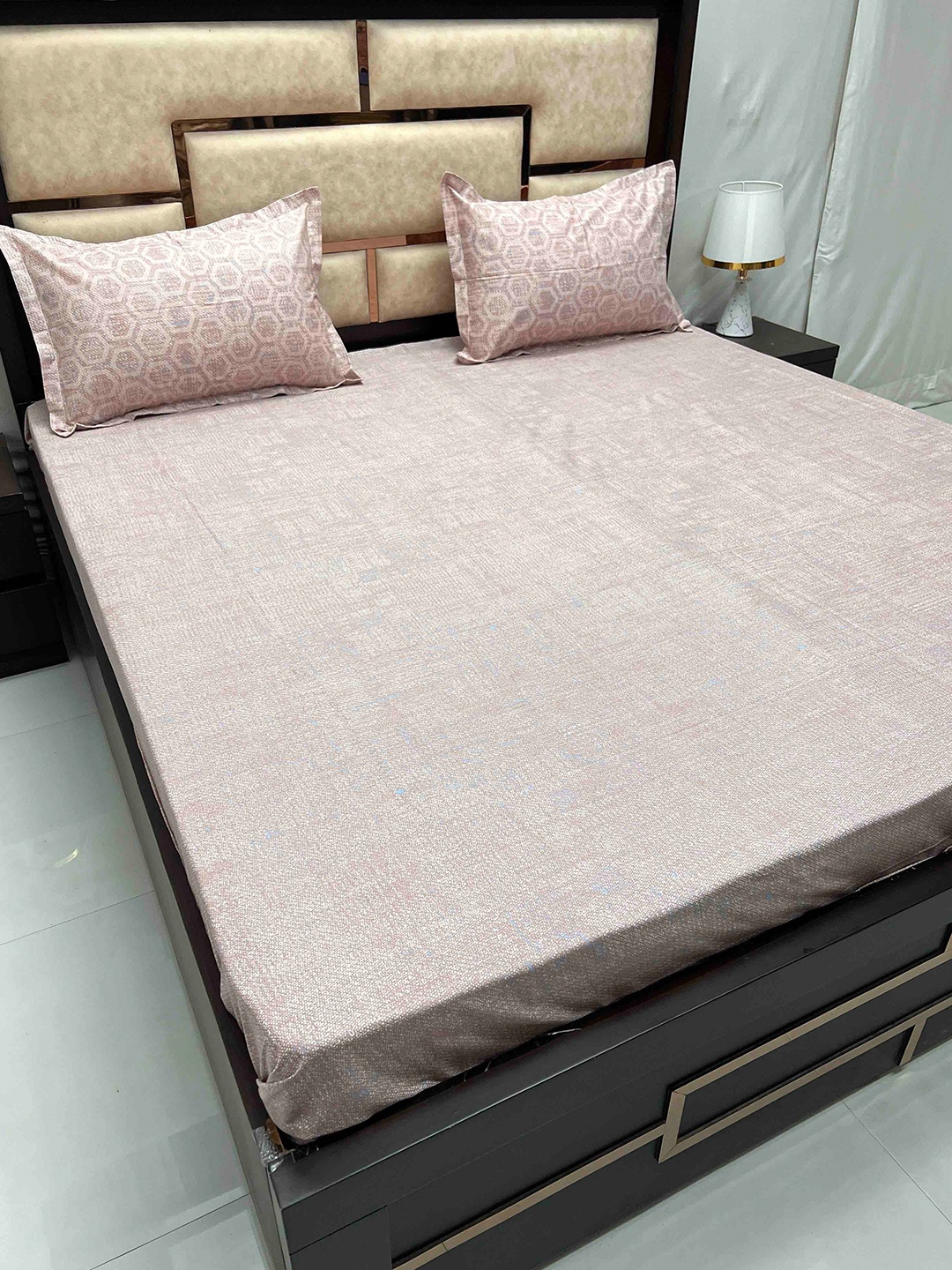 

Pure Decor lifestyle Brown Solid Cotton 380 TC King Bedsheet with 2 Pillow Covers