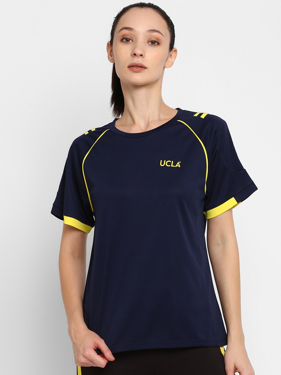 

UCLA Colourblocked Raglan Sleeves Regular Fit Sports T-shirt, Navy blue