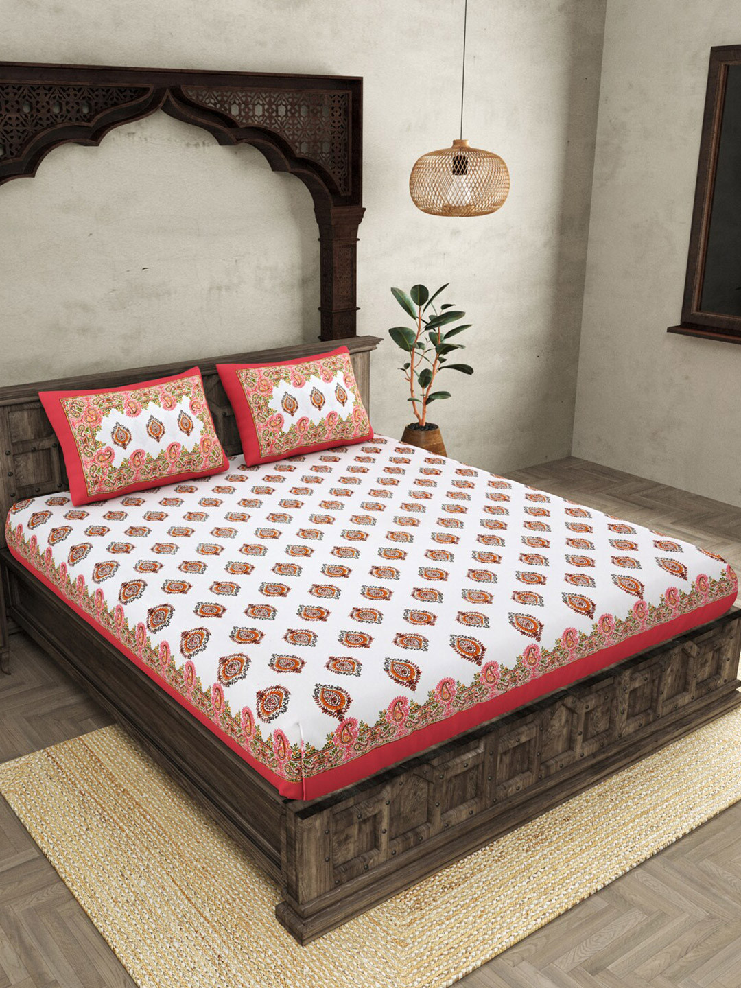 

JAIPUR FABRIC Peach White Ethnic Motifs Cotton 250 TC King Bedsheet With 2 Pillow Covers