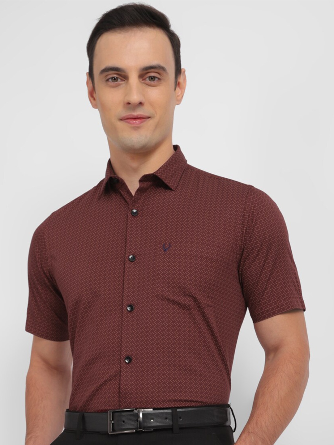 

Allen Solly Slim Fit Micro Ditsy Printed Spread Collar Pure Cotton Formal Shirt, Maroon