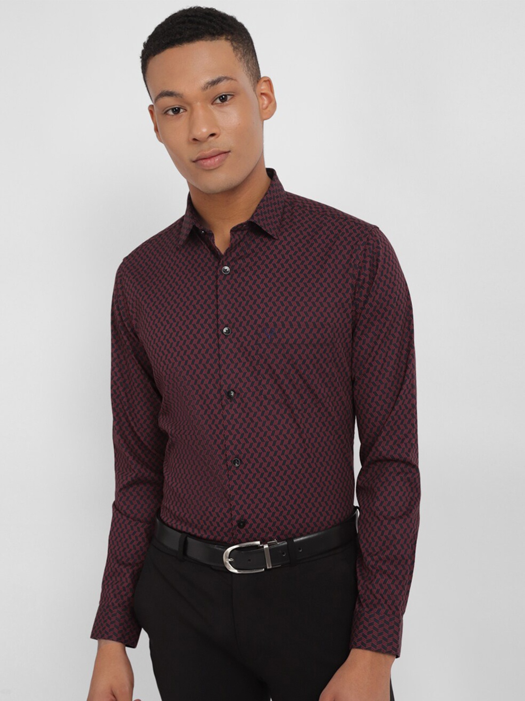 

Allen Solly Slim Fit Geometric Printed Pure Cotton Formal Shirt, Maroon
