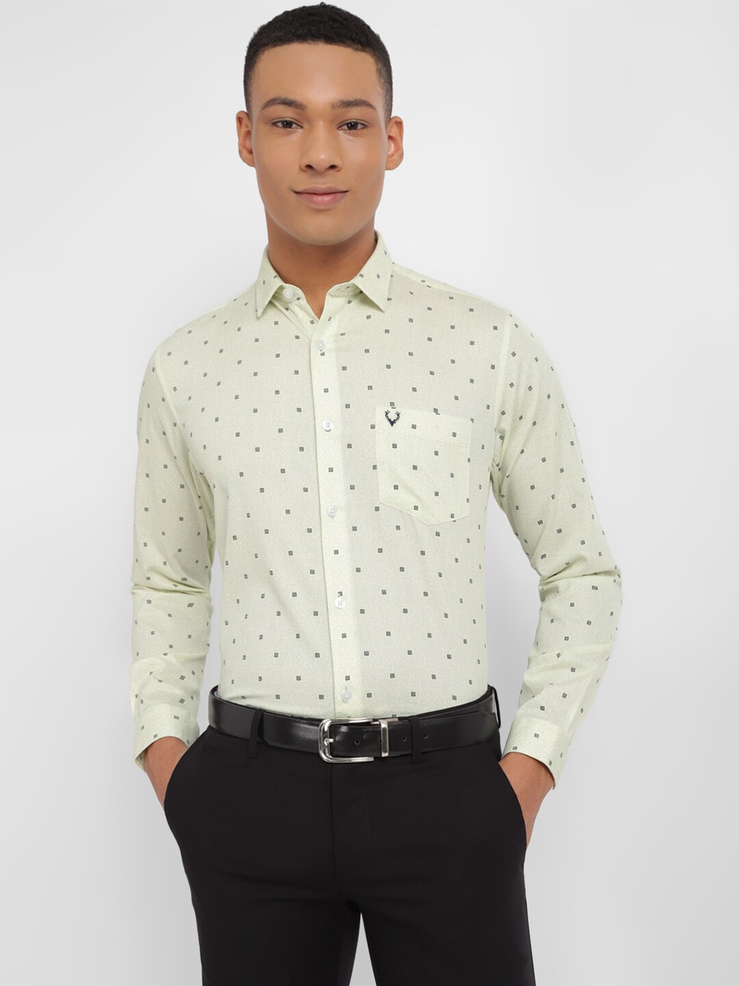 

Allen Solly Slim Fit Micro Ditsy Printed Spread Collar Pure Cotton Formal Shirt, Green