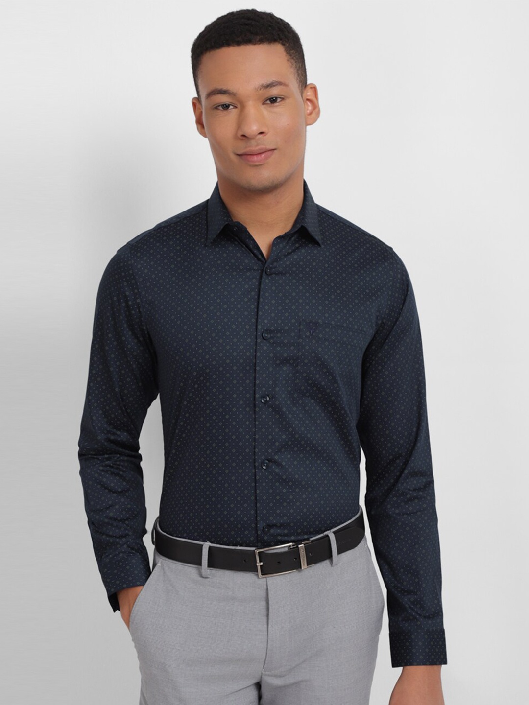 

Allen Solly Micro Ditsy Blue Slim Fit Printed Formal Pure Cotton Shirt, Navy blue