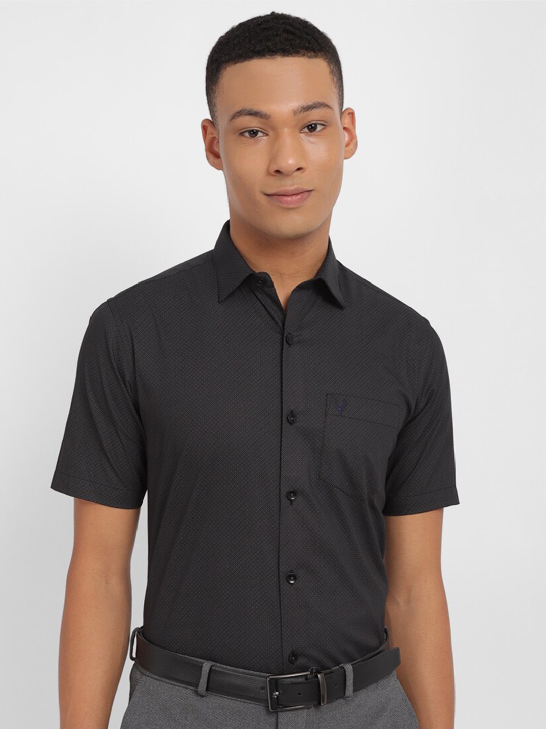 

Allen Solly Micro Ditsy Printed Slim Fit Pure Cotton Formal Shirt, Black