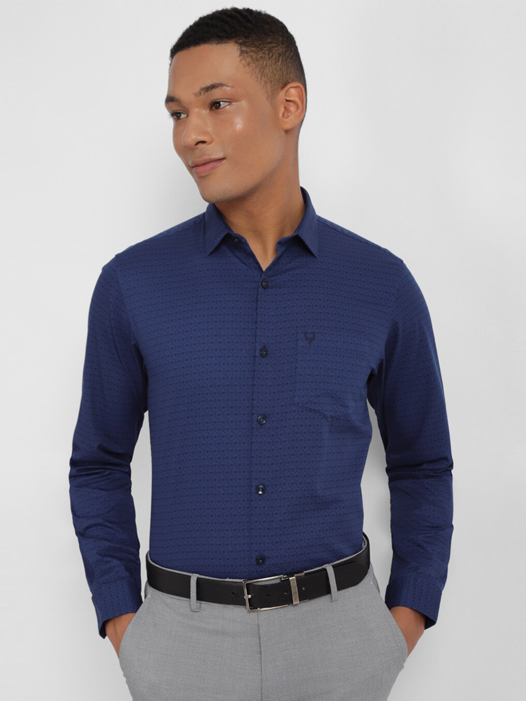 

Allen Solly Slim Fit Geometric Printed Pure Cotton Formal Shirt, Blue