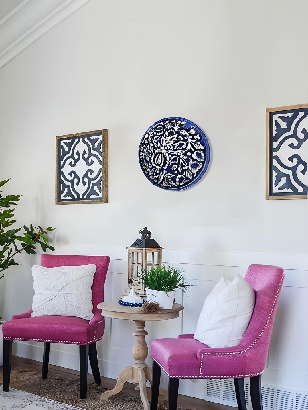 

Artisans Rose Blue & White 2 Pieces Floral Ceramic Decorative Wall Plates