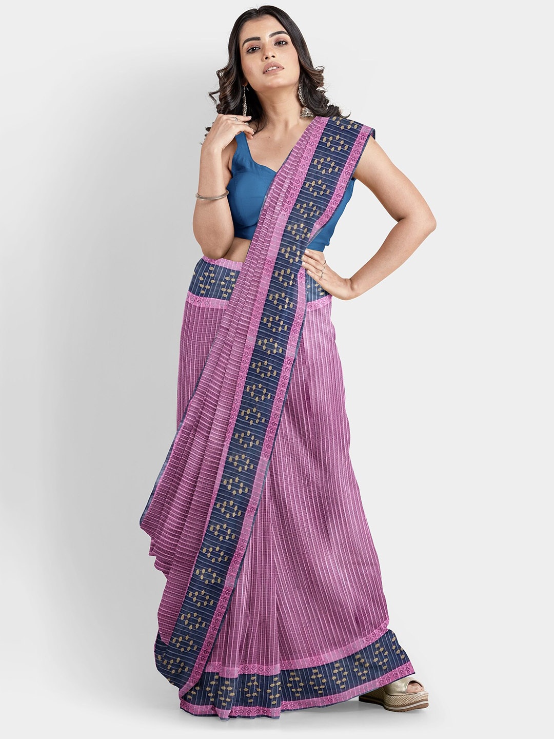 

WoodenTant Woven Design Pure Cotton Taant Saree, Purple