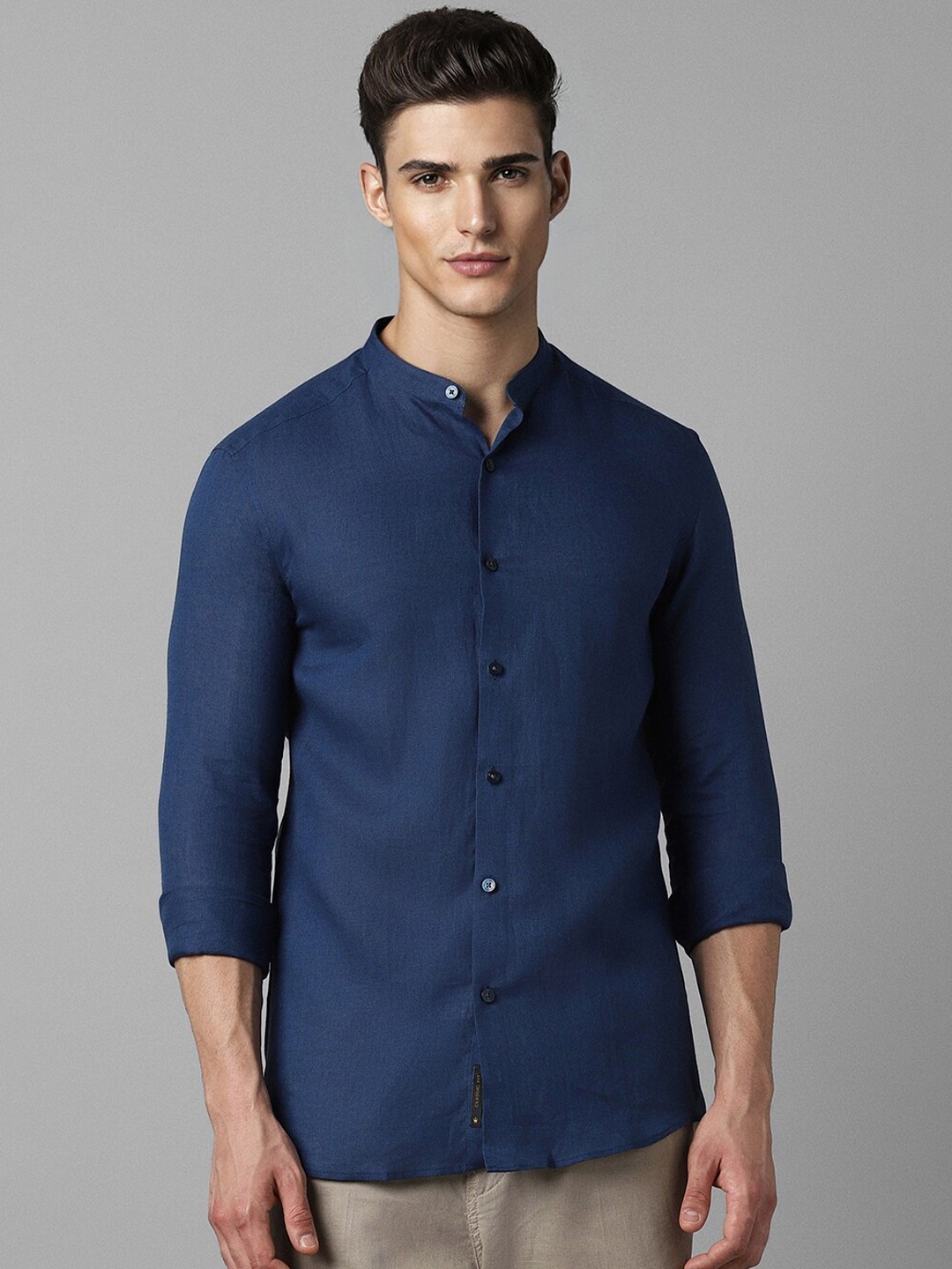 

Louis Philippe Mandarin Collar Casual Shirt, Navy blue
