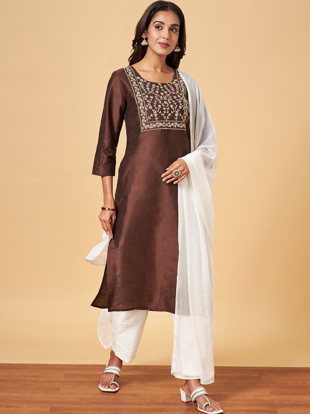 

YU by Pantaloons Ethnic Motifs Yoke Design Straight Kurta & Trousers With Dupatta, Brown