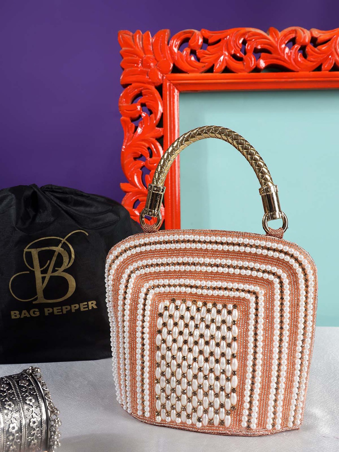 

Bag Pepper Embellished Structured Handheld Bag, Peach